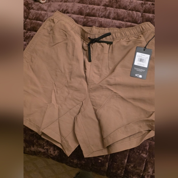 RVCA Outsider Base Camp Short - Picture 3 of 4